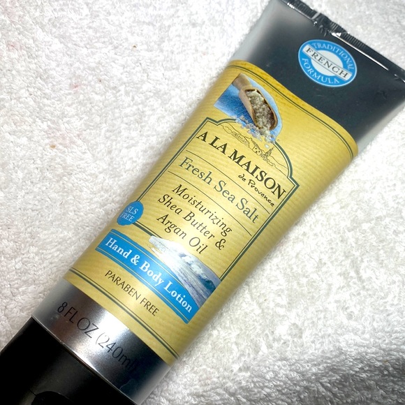 A LA MAISON DE PROVENCE HAND BODY LOTION FRESH SEA SALT MOISTURE SHEA BUTTER NEW - Picture 4 of 7